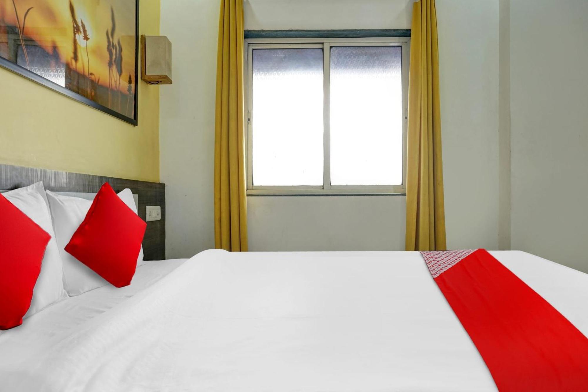 Hotel O Pimprii Stays Esterno foto